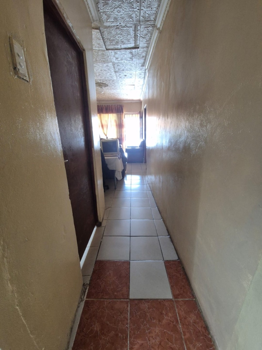 2 Bedroom Property for Sale in Kwazakhele Eastern Cape